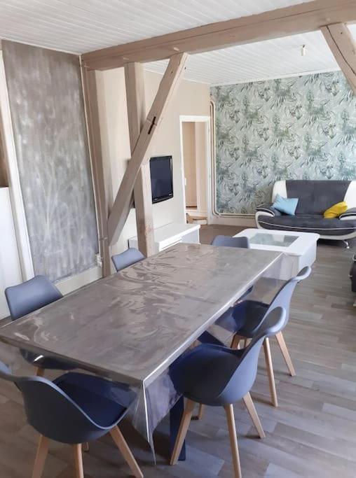 Super Logement En Plein Coeur De La Ville , Chez Tify Brienne-le-Chateau Exterior foto